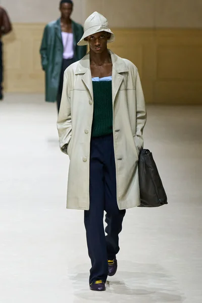 Look 41
